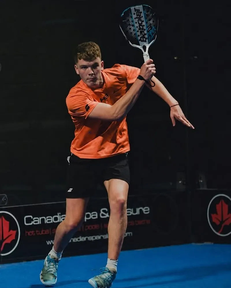 Harry Bingham playing a forehand